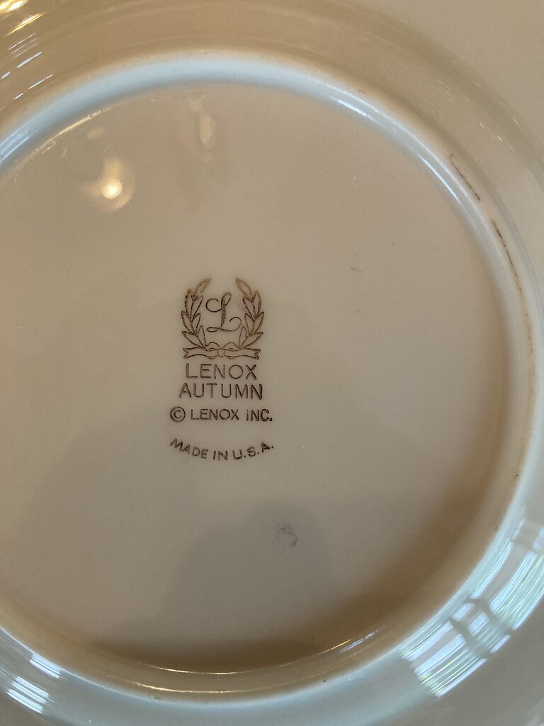 LENNOX AUTUMN ESTATE CHINA SET