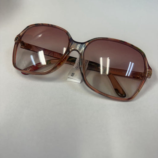 FLORAL PRINT SUNGLASSES