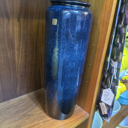 BLUE AMTHIR JAPANESE VASE