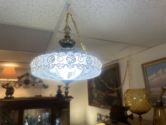 WHITE/GOLD SWAG LAMP
