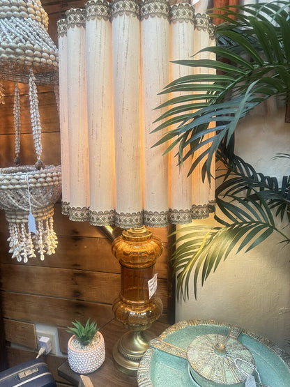 1970'S HOLLYWOOD REGENCY TABLE LAMP