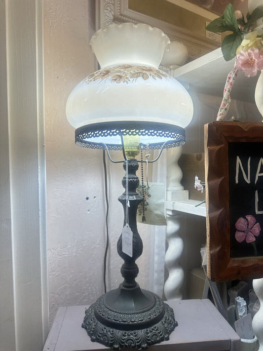 VINTAGE GLASS LAMP