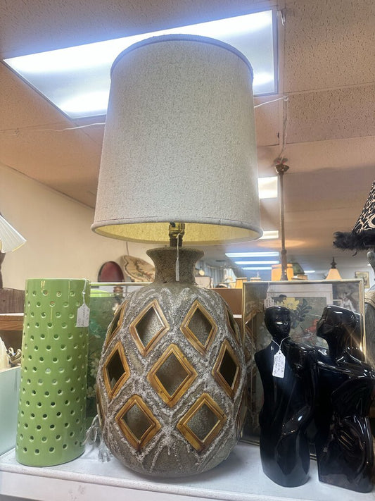 VINTAGE 3 WAY LAMP