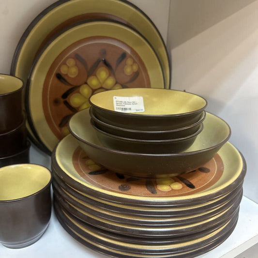 (39) Piece Set - Noritake Folkstone Safari Stoneware