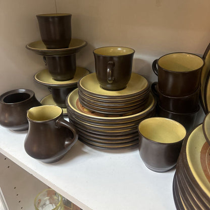(39) Piece Set - Noritake Folkstone Safari Stoneware