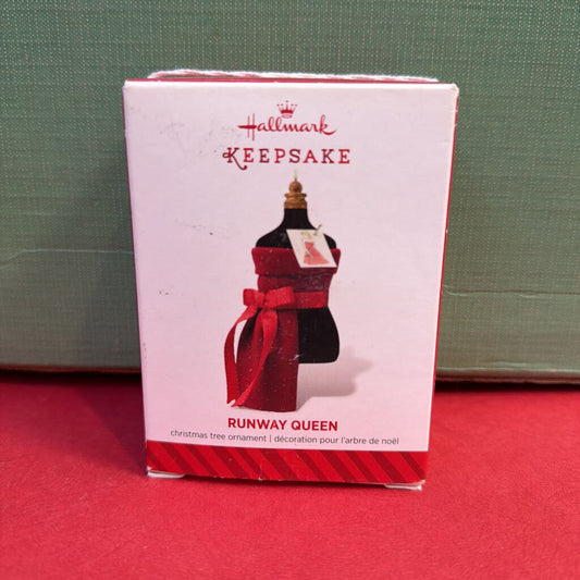 Hallmark Keepsake Runway Queen Christmas Tree Ornament