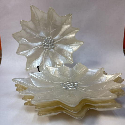 Princess House White Poinsettia Luncheon Plates Set of 4