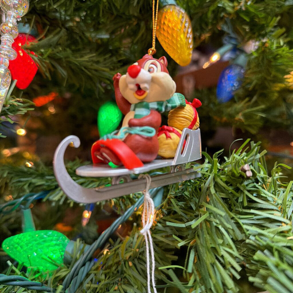 DALE DISNEY ORNAMENT W/BOX