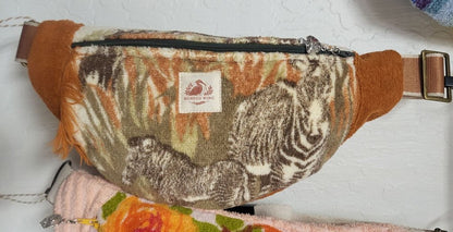 MENDED WING - Vtg. Zebra Towel Sm. Belt Bag