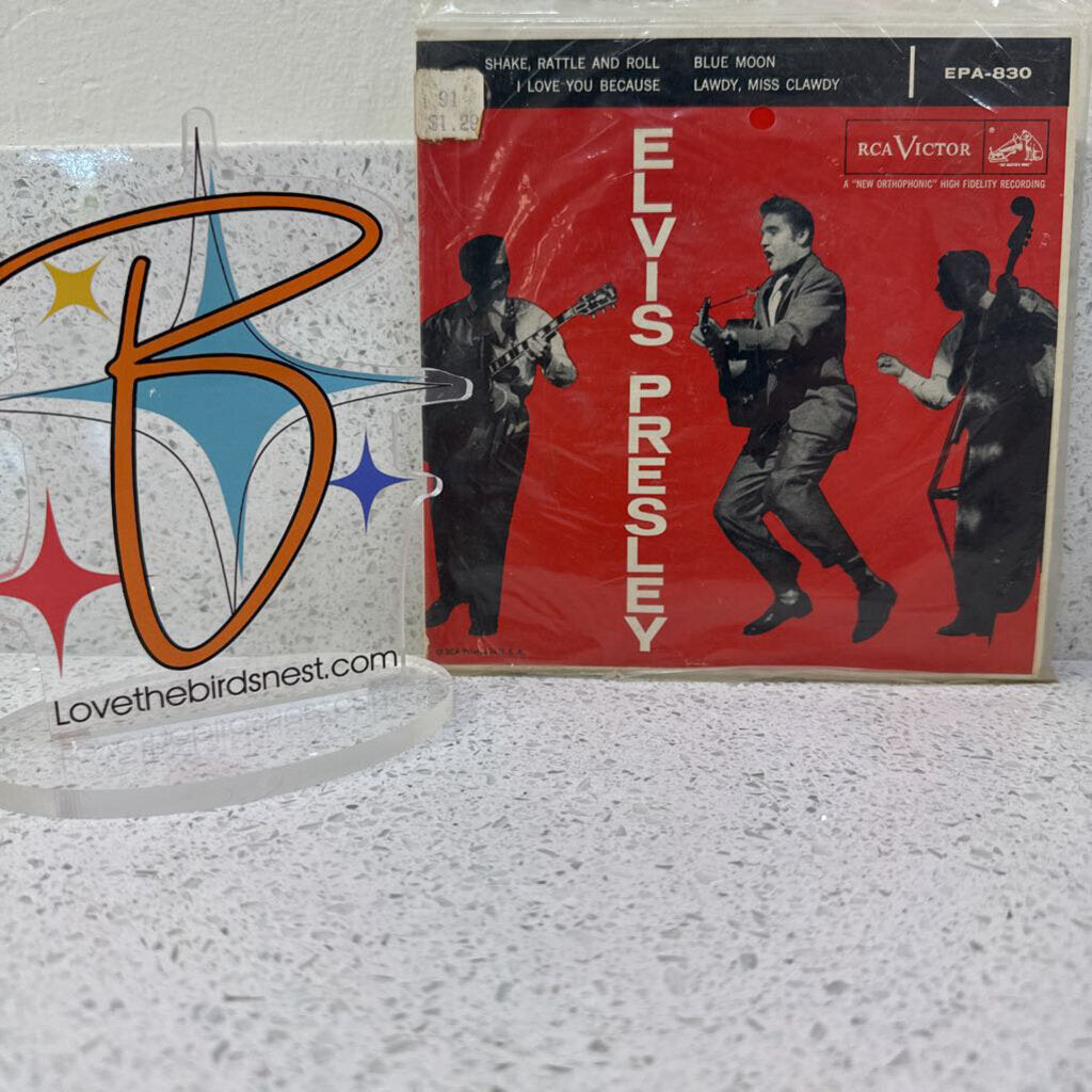 ELVIS PRESLEY-Elvis Preslen