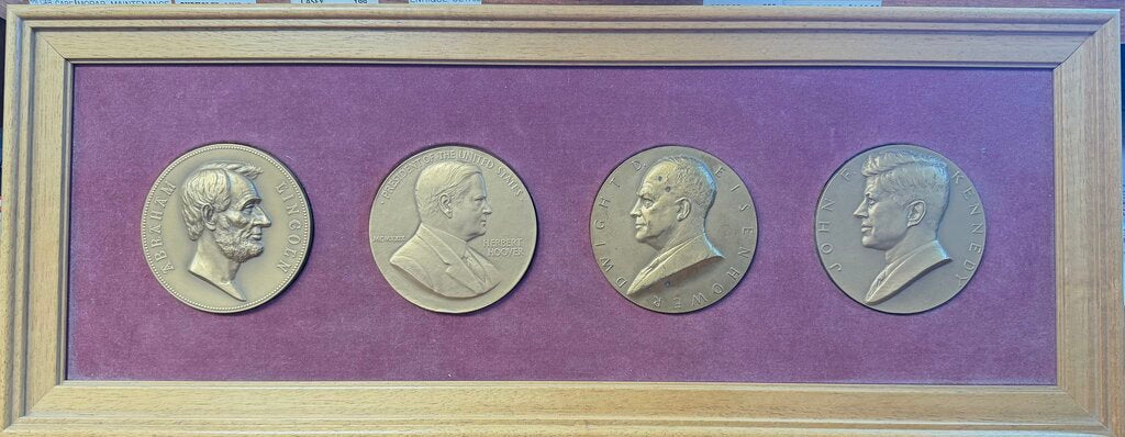 SET OF 4 FRAMED PRESIDENTIAL MEDALS