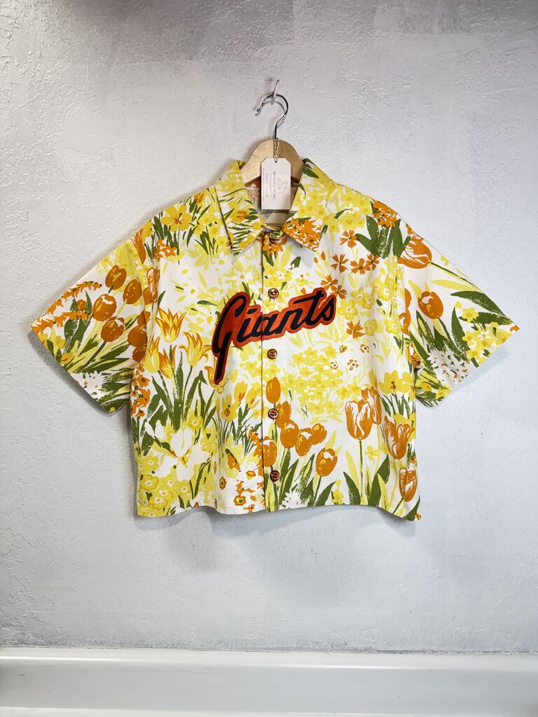 MENDED WING - Women's Giants Vtg.Tablecloth Floral Tulip Jersey Shirt - Size 2X