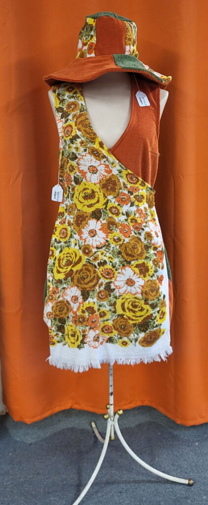 MENDED WING - Vtg Towel Wrap Dress Orange/Green Floral - Size M