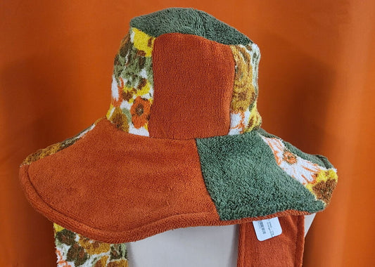 MENDED WING - Vtg Towel Sunhat - Orange/Green Floral