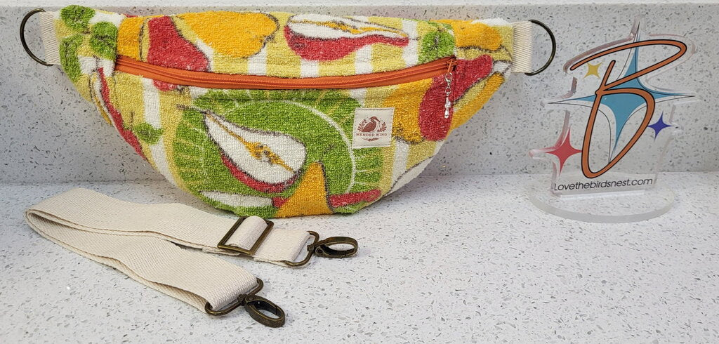 MENDED WING - Vtg Yellow Cannon Monticello Terry Towel Small Crossbody/Belt Bum Bag