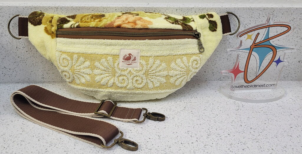 MENDED WING - Vtg Red Flower Tablecloth Small Crossbody/Belt Bum Bag