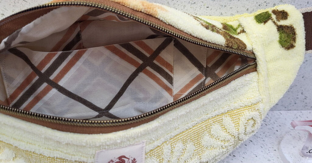 MENDED WING - Vtg Red Flower Tablecloth Small Crossbody/Belt Bum Bag