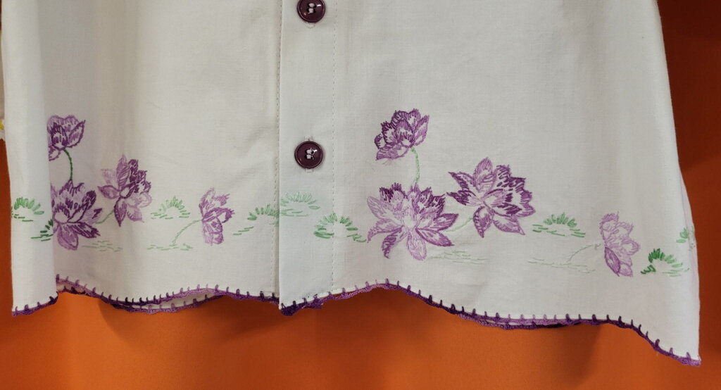 Mended Wing Cropped Embroidered Pillowcase Top – Purple Flowers – Women's Size M