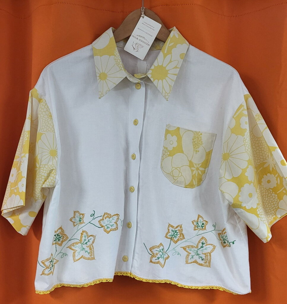 Mended Wing Cropped Embroidered Pillowcase Top – Women's Size 2X
