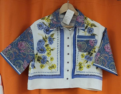 MENDED WING – Repurposed Vintage Tablecloth & Bandana Cropped Shirt – Periwinkle Flowers – Women's Size Small