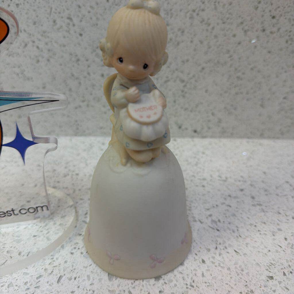 MOTHER SEW DEAR 1981 BELL