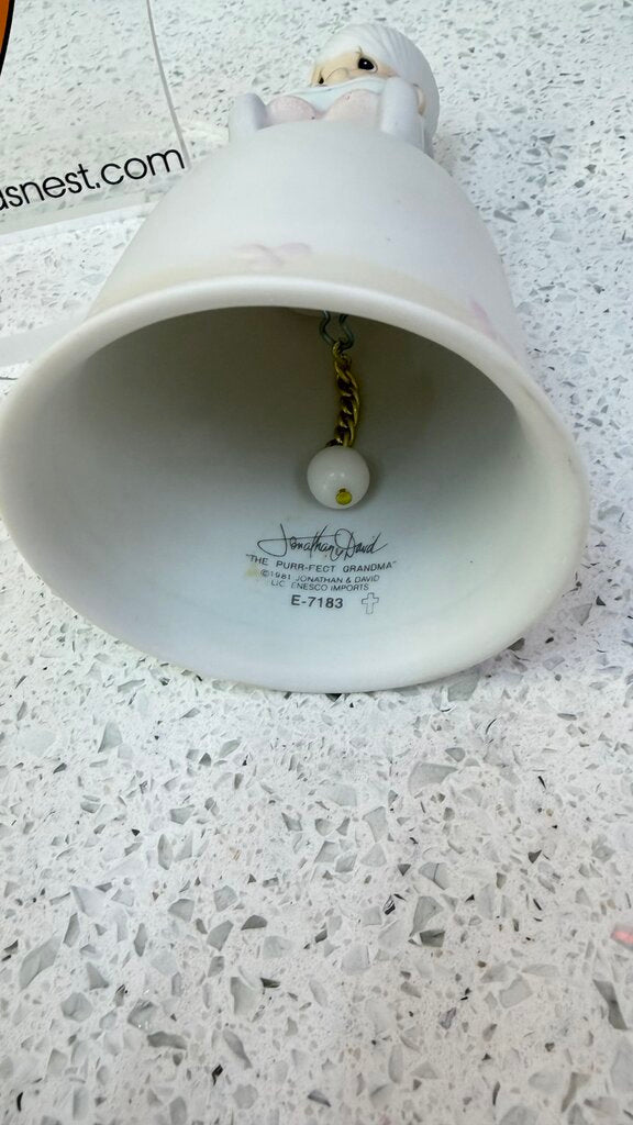 MOTHER SEW DEAR 1981 BELL