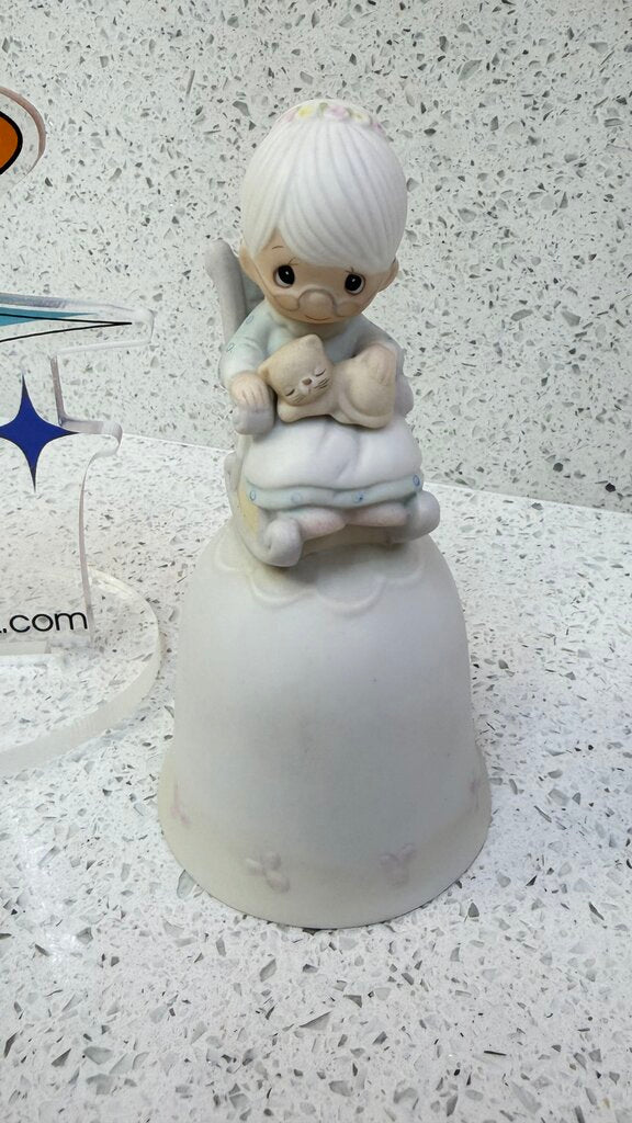 MOTHER SEW DEAR 1981 BELL