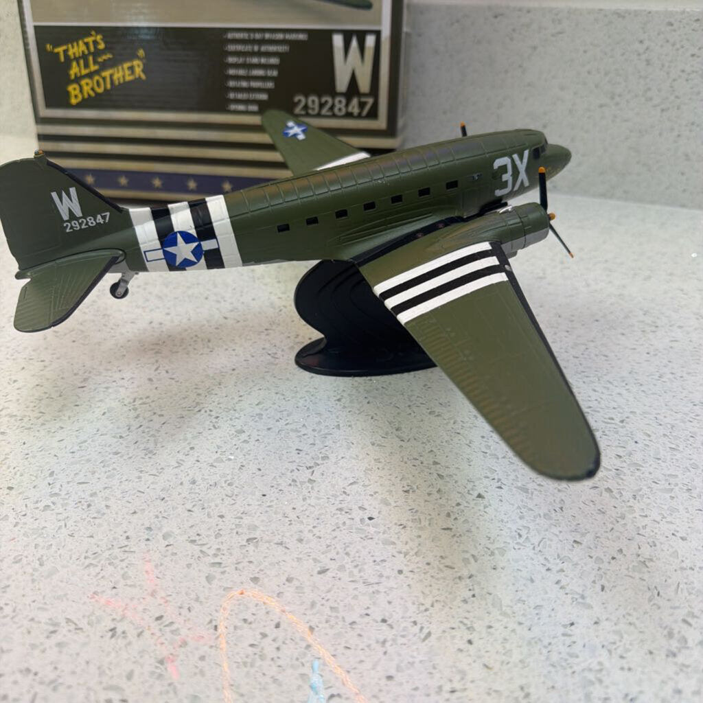Diecast Douglas C-47 Skytrain Model Airplane – Vintage Aviation Collectible