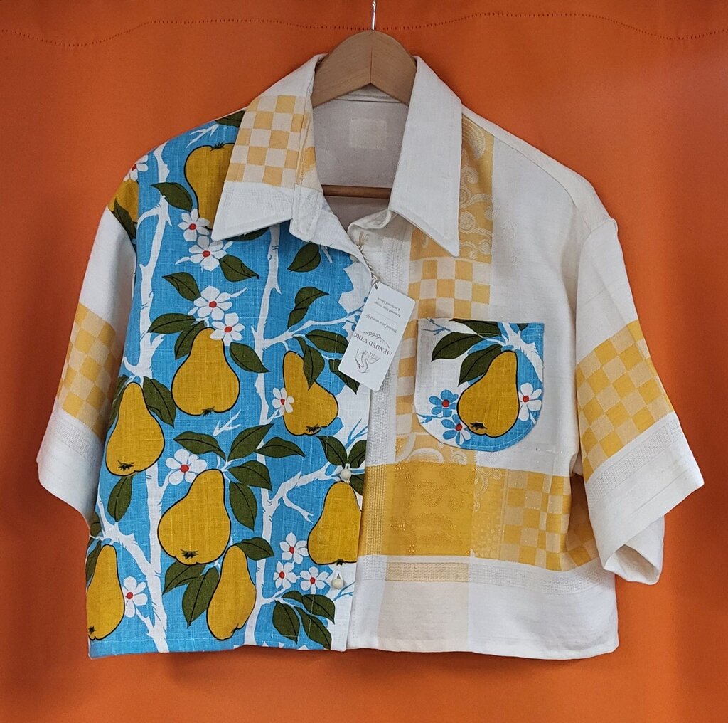 Blue & Yellow Pear Boxy Crop Top Women's L | Mended Wing