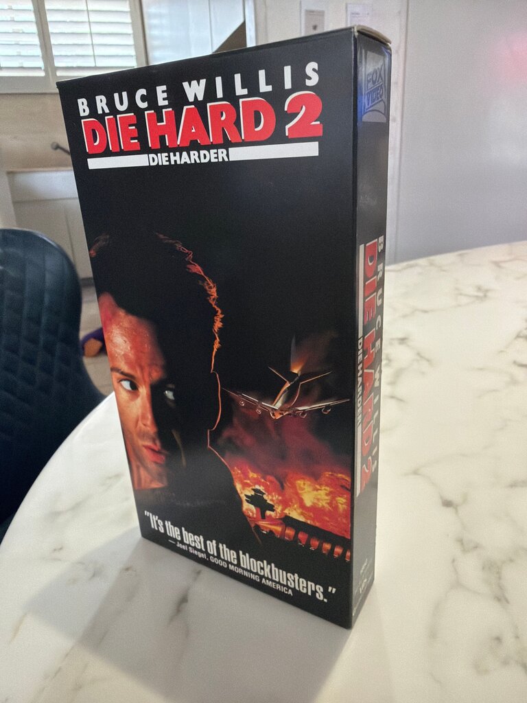 Die Hard 2: Die Harder VHS